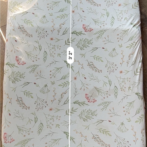 Floral Patterned Bedding Set - Picture 4 of 7